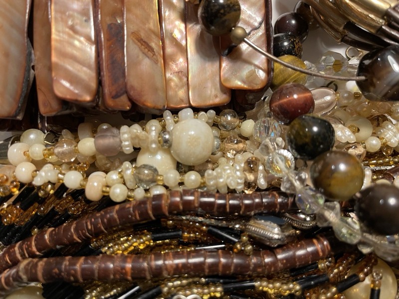 4Lb Mixed Mystery Jewelry Lot Vintage Mod Boho Beaded Necklaces Bracelets