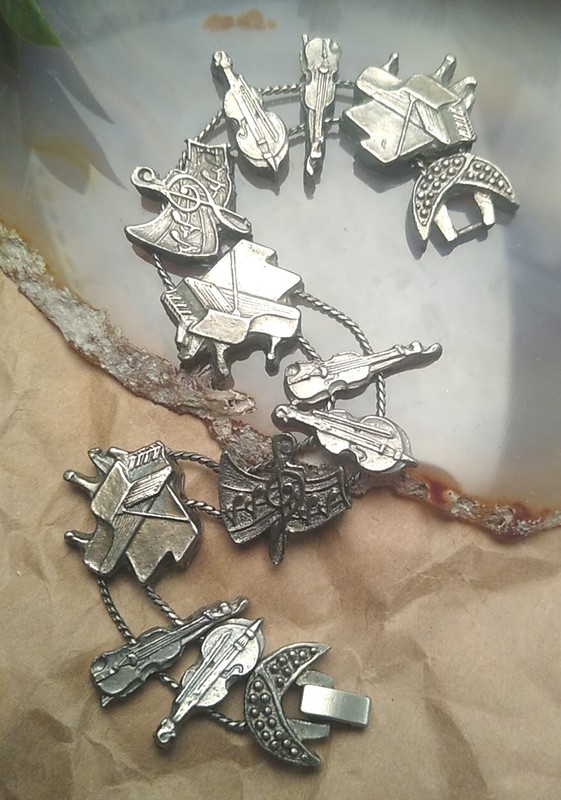 VINTAGE Slide Bracelet Music Theme Featuring Notes, Pianos, Violins Silver Tone!