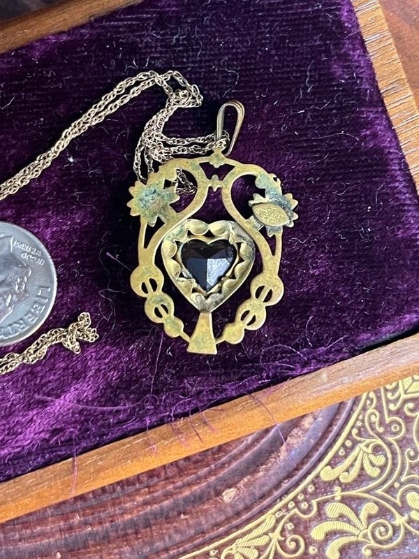 Vintage Gold Filled Floral Detailed Circle Locket Necklace V1798 gallery