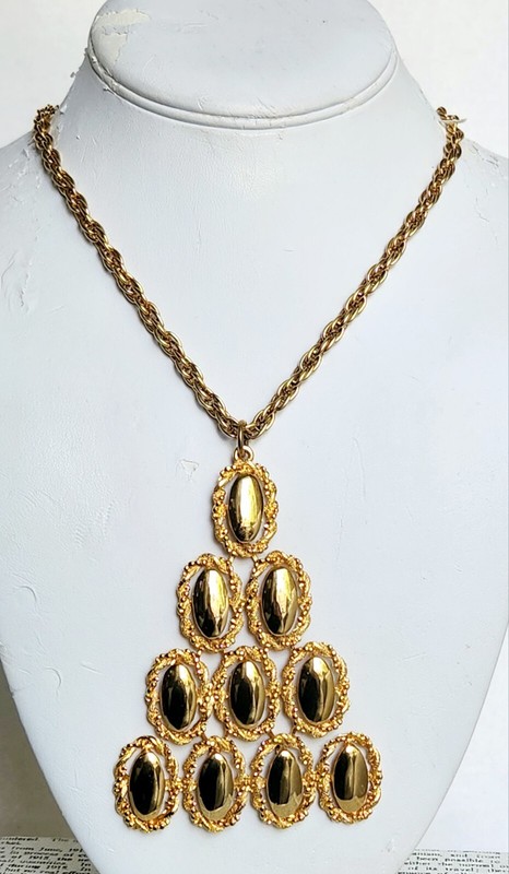 VTG Statement Gold Tone Articulated Dangle Bold Necklace Rope Chain & Detail 4″