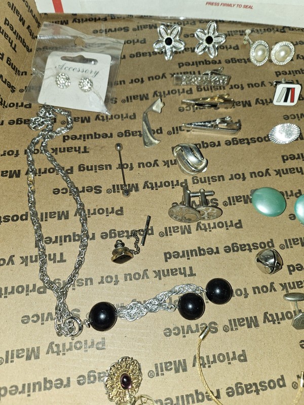 Lot Of Womens Jewerly From An Estate Sale, See Pics, Trl7#73 gallery