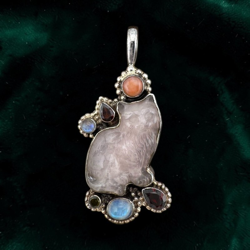 Vintage Carved Rose Quartz Cat Pendant Sterling Silver Gemstone Pendant 26.4g