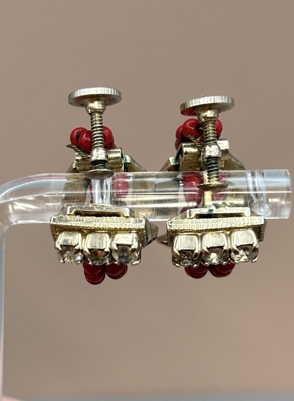 Vintage Bracelet Earrings Set Red Beads Gold Tone Metal Clear Rhinestones gallery