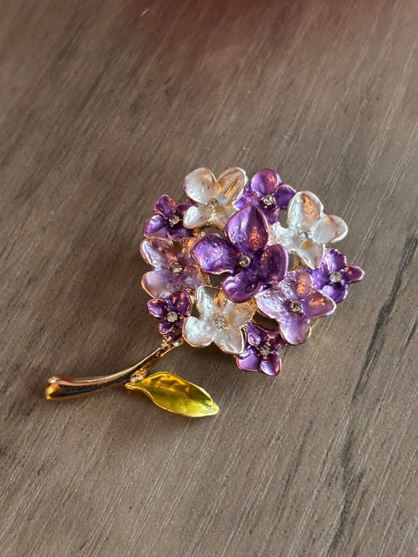 Vintage Flower Brooch Bloom Pink & Purple Rhinestone Enamel Petal Gold Tone