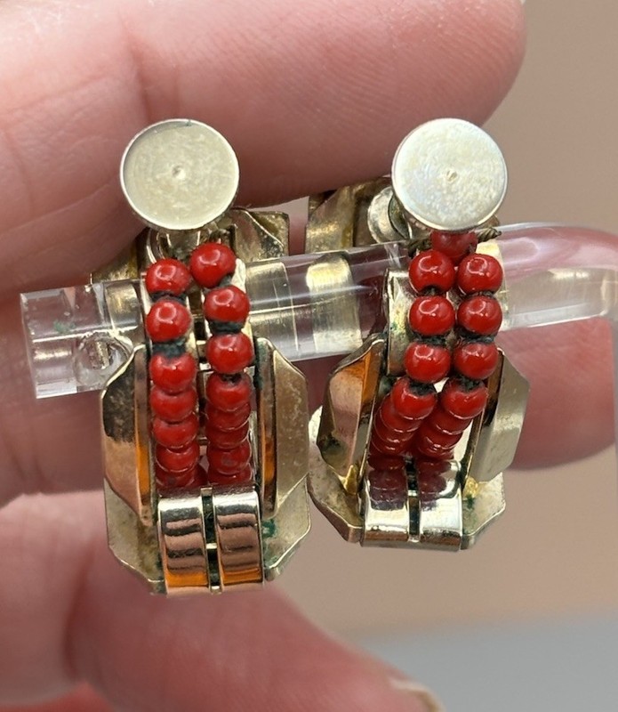 Vintage Bracelet Earrings Set Red Beads Gold Tone Metal Clear Rhinestones gallery