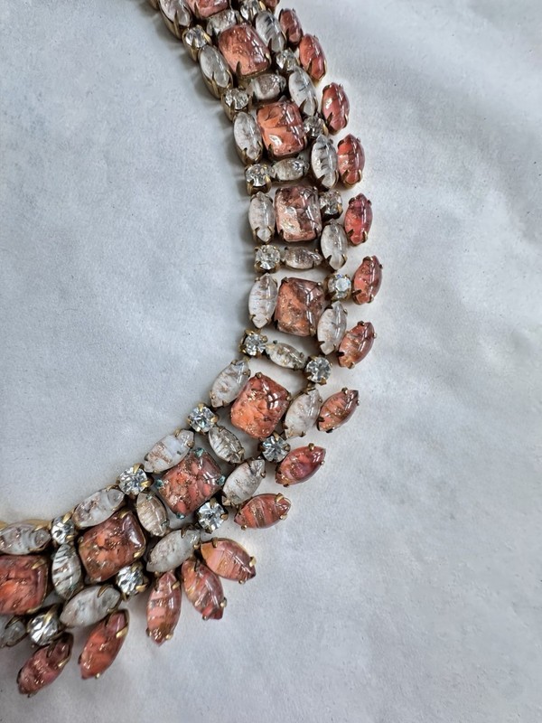 SCHREINER Pink Art Glass Collar Necklace And Earring Demi Parure Set gallery