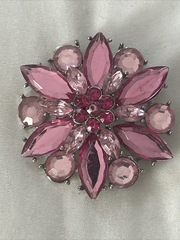 VTG 70’s Silver Tone Pink Round & Marquis’s Rhinestone Floral Brooch 2” Layered