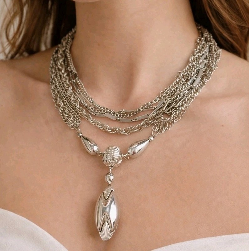 Vintage 8 Strands Layered Necklace 15″ Silver-tone Multi-Strand, Pendant sn01-2