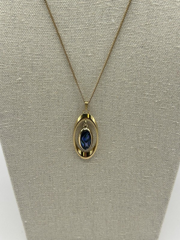 NS Necklace Abalone Shell Oval Shaped Pendant Gold Tone 18″ Jewelry Gift Fun