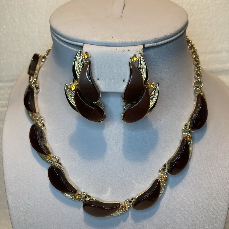 Thermoset Autumn Brown Vintage Clip On Earrings Choker Necklace & Bracelet Leaf gallery