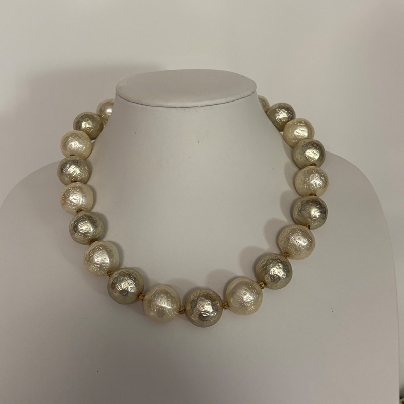 Vintage Two-Tone Golden Cream Large Beaded Choker Necklace Textured Chunky