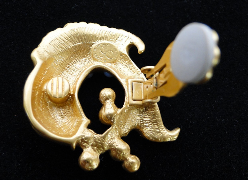 NEW Elizabeth Taylor Avon "Sea Shimmering" Koi Fish SINGLE Clip-On Earring RARE gallery