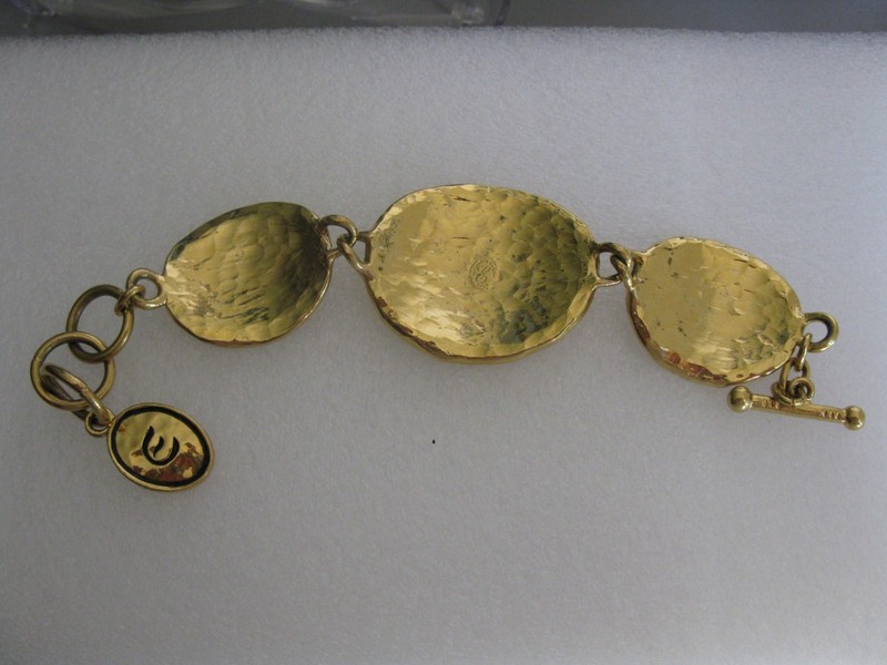 Vintage Elizabeth Taylor Avon Gold Coast E Bracelet hammered goldtone gallery