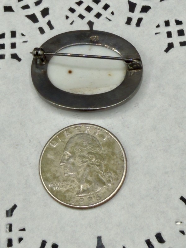 Vintage Sterling Silver 925 Blue White Porcelain Delft Style Oval Pin Brooch gallery