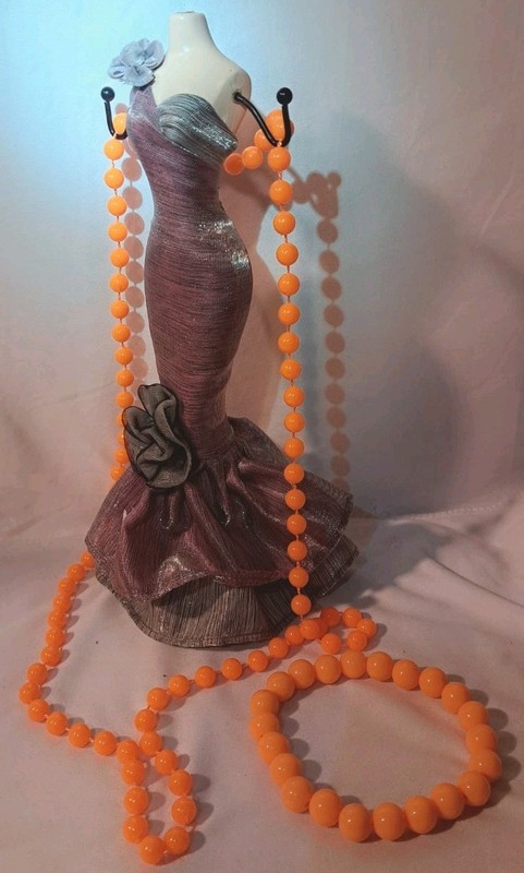 Vintage Necklace and Bracelet Set Womens Beaded Bib Chunky Orange Jewelry gallery