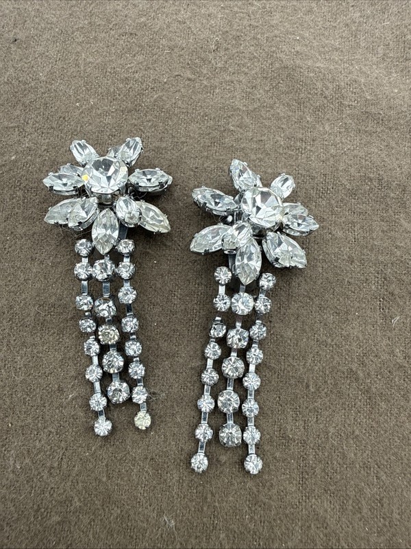 Vintage Clip On Clear Layered Rhinestone Dangle Drop Earrings Flowers