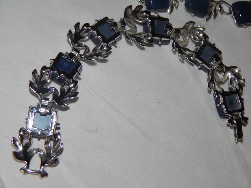 Vintage Thermoset Parure: Midnight Moonglow Necklace, Bracelet, Earrings; Leaves gallery