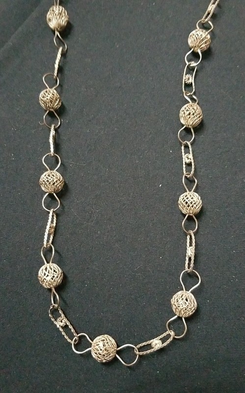 Vintage Filigree Ball Bead Chain Necklace 28″ Long