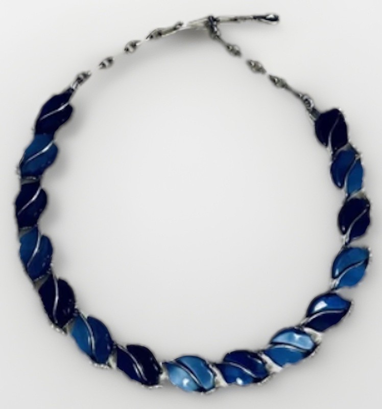 Vintage Estate Deep Blue Thermoset Link Necklace Rhinestones 16” Nape Unique gallery