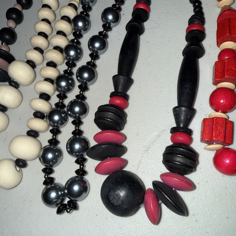 Vintage Lot Of 8 Big And Med. Beaded Necklaces Artsy Jewelry gallery