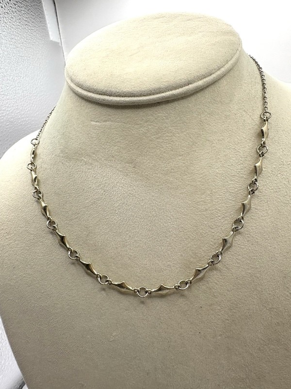 Dainty Tiny Rhombus Shaped Links Chain Choker Necklace 17 Inches Gold Tone Metal