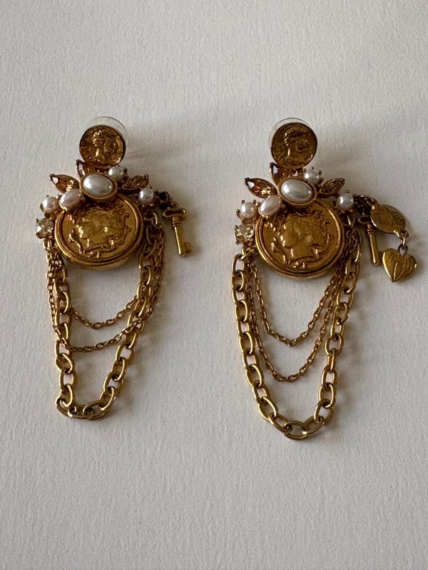 Oscar de la Renta Runway Faux Pearl Gold Coin Chandelier Earrings