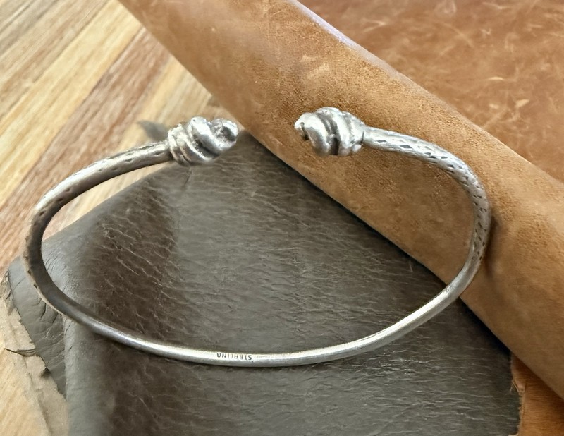 Vintage Sterling Silver Cocoa Pod End Bangle Bracelet 7..25” Inches Adjustable gallery