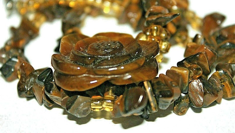 Natural Tigers Eye Gemstones Hand Carved Flower Pendant Necklace 20" 46 Grams gallery