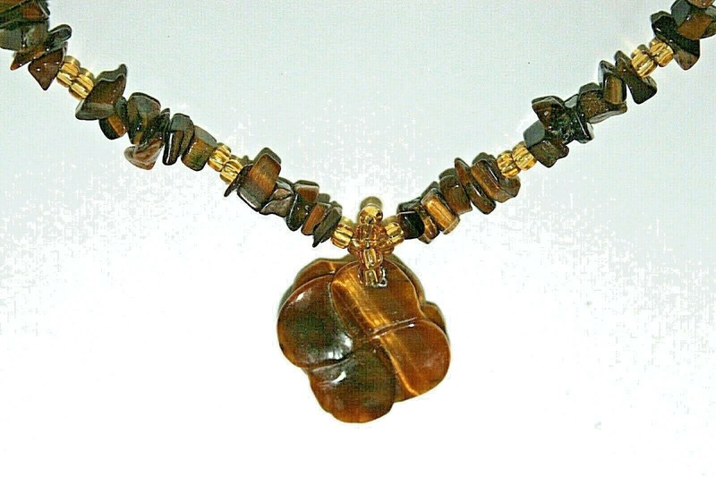 Natural Tigers Eye Gemstones Hand Carved Flower Pendant Necklace 20" 46 Grams gallery