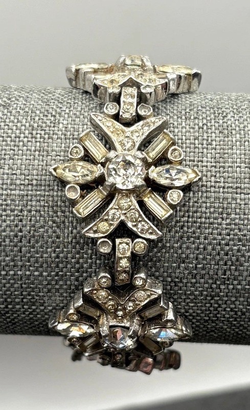 Vintage HIGH END Silver Tone Rhinestone Statement Bracelet Safety Chain READ gallery