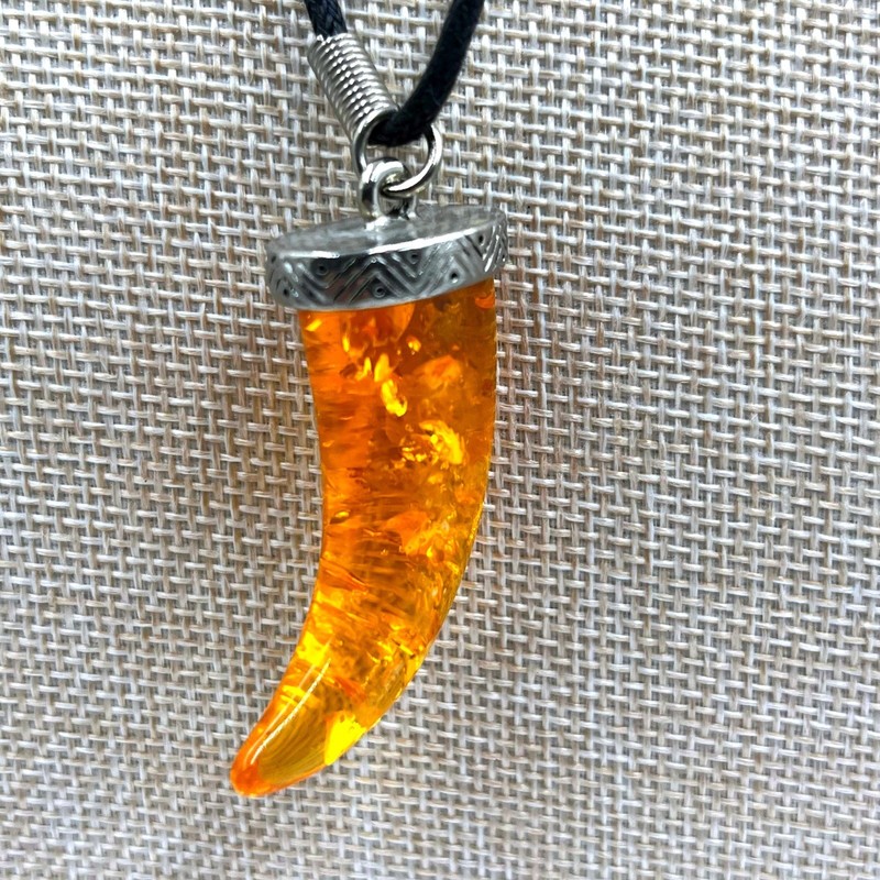 Vintage Faux Amber Horn Pendant Necklace Black Cord Silver Tone Cap Boho Classic