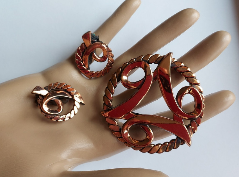 Copper Jewelry Set Modernist Pin Earrings Mid Century Abstract Design Vintage gallery