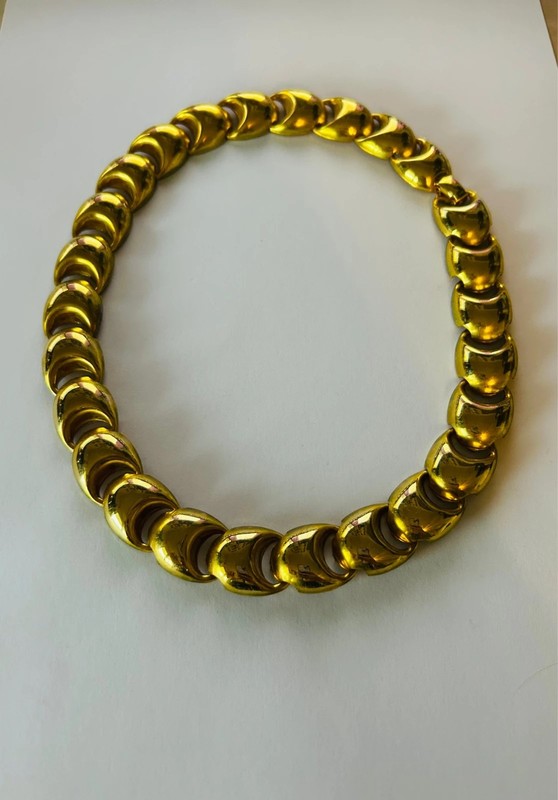 Vintage Statement Necklace In Iconic 80s Design