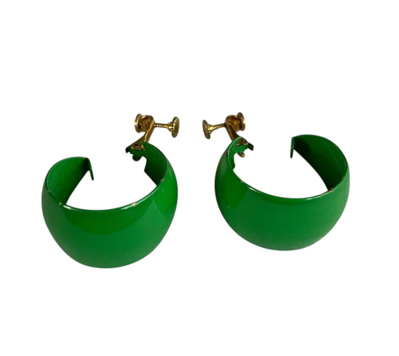 VTG Green Enamel Screw Back Clip-On Earrings Huggie Hoop Retro 80s Tapered 1" gallery