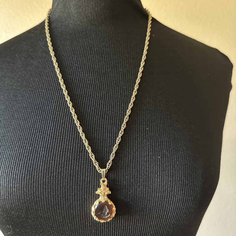 VTG 1950'S GOLDETTE NY BROWN GLASS INTAGLIO CAMEO PENDANT NECKLACE VICTORIAN gallery