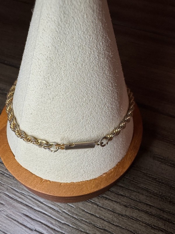 Vintage Gold Tone Rope Chain Bracelet 7.5 Inch gallery