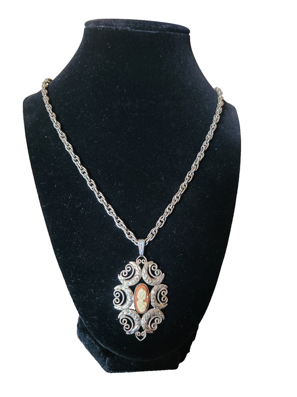 Vintage Hobe Cameo Silver Tone Necklace Intricate Filigree 22″
