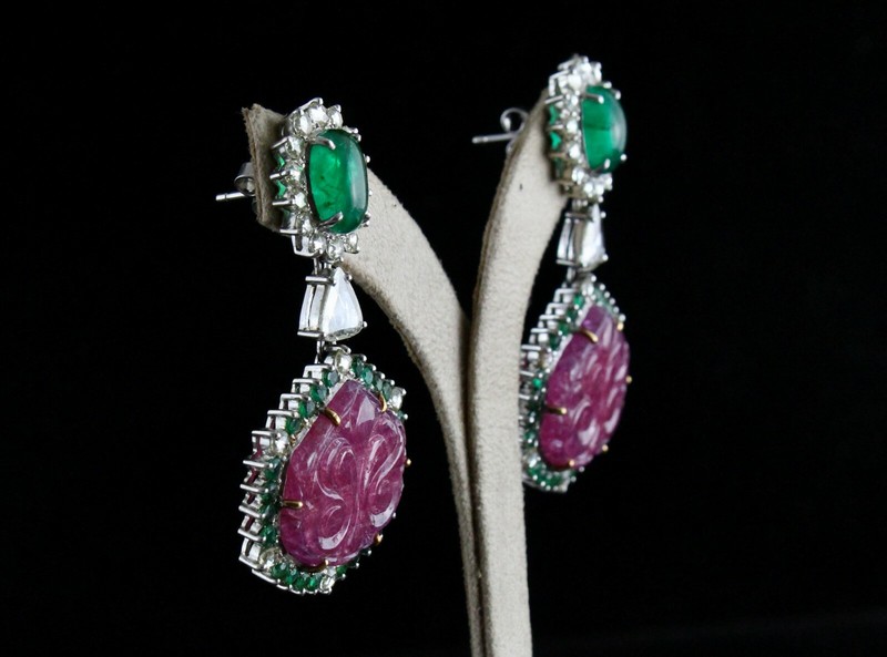Certified Natural Emerald 169.45ct Ruby Carved Rose Cut Diamond 18k Gold Earring gallery