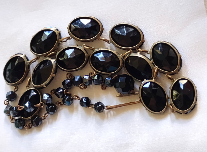 Art Deco Era Bohemian Black Glass Necklace Adjustable 14-18 Inches Beads 5/8 In