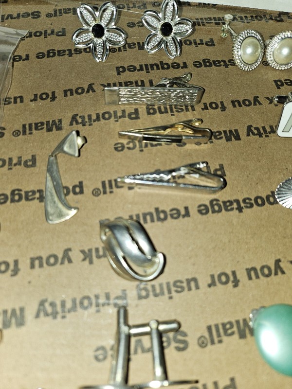 Lot Of Womens Jewerly From An Estate Sale, See Pics, Trl7#73 gallery