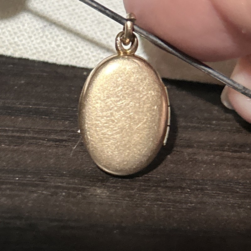 Antique 2g Victorian Rose Gold Filled Oval Locket Fluer de Lis Paste Stones Tiny gallery