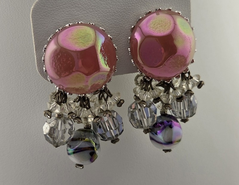 Vintage Vendome Screwback Earrings. In Original Box. Very RARE SET