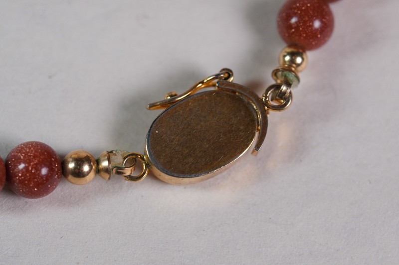 Gold Stone Round Beaded Necklace Gold Tone 21" Unbranded 8mm & 6mm Vintage gallery
