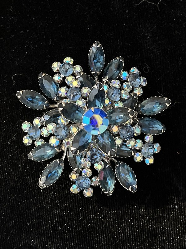 Stunning Rare Vintage Ice Blue Rhinestone Round Marquis Layered Brooch