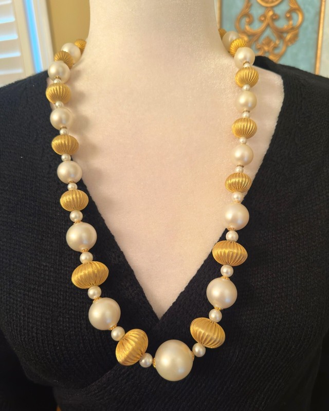 Vintage Faux Pearl Gold Satin Beads Necklace 28″