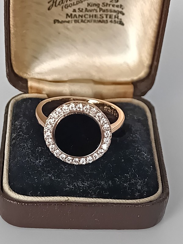 Vintage 1990s 14 Ct Rolled Gold Black Onyx Ring Size UK R US 8 1/2 - Hallmarked! gallery