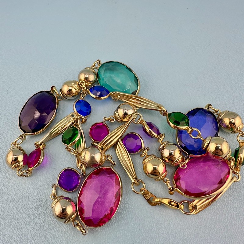Vintage Open Bezel Lucite Necklace Gold Tone Multicolor Oval Round Faceted gallery