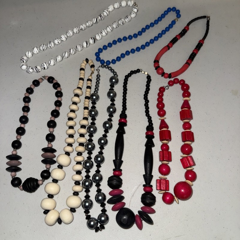 Vintage Lot Of 8 Big And Med. Beaded Necklaces Artsy Jewelry gallery