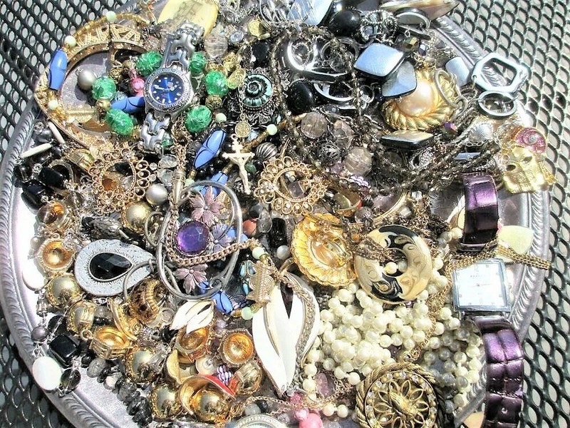 1 LB Mystery LOT NEW Mixed Jewelry Ethnic Vintage NO JUNK ALL WEARABLE Bulk LOT gallery