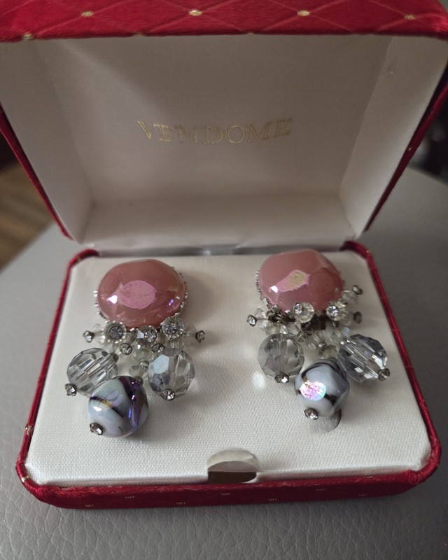 Vintage Vendome Screwback Earrings. In Original Box. Very RARE SET gallery